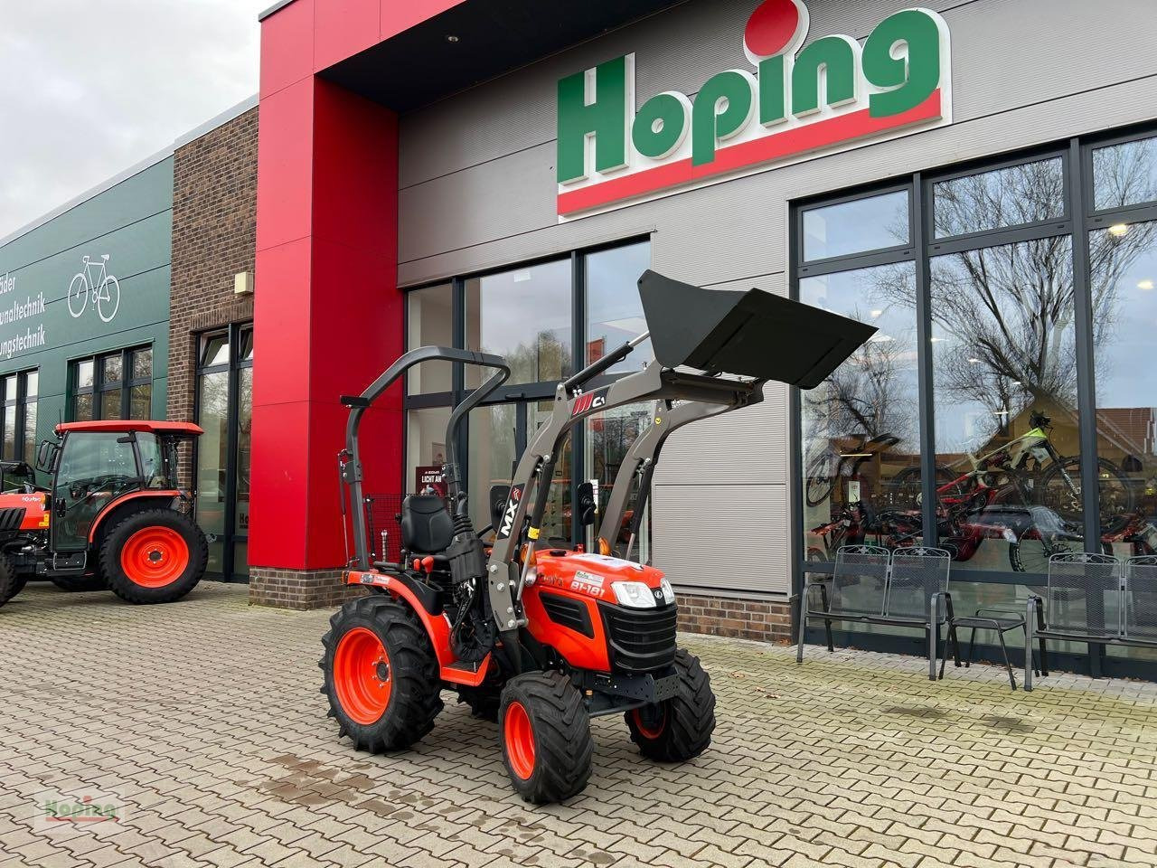 Kubota B1 181 - Municipal tractor: picture 4 Kubota B1 181 - Municipal tractor: picture 4