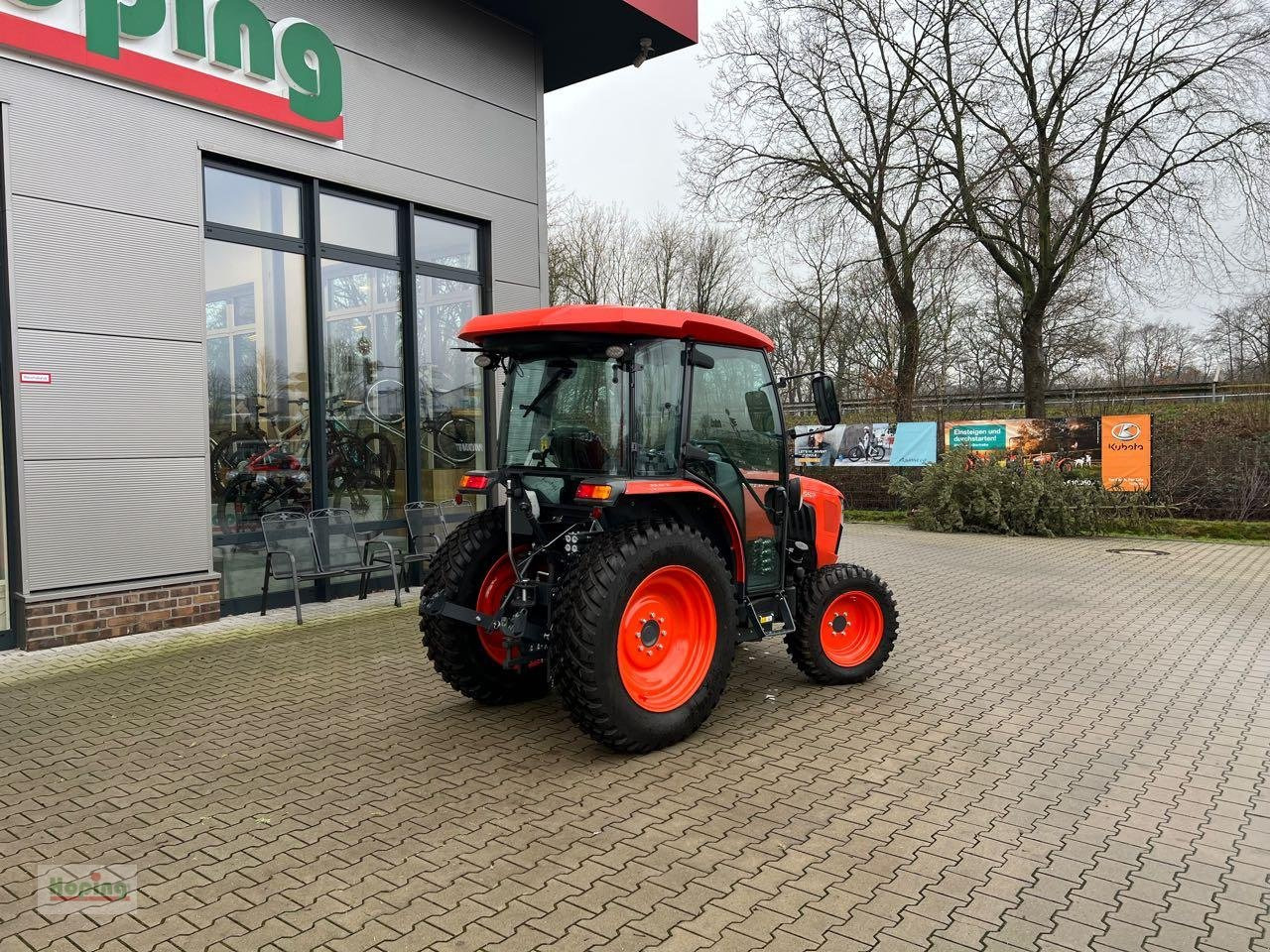 Kubota L2-552 DHC - Municipal tractor: picture 5 Kubota L2-552 DHC - Municipal tractor: picture 5