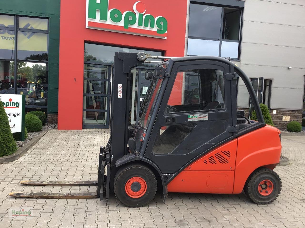 Linde H35D-01 - Diesel forklift: picture 1 Linde H35D-01 - Diesel forklift: picture 1