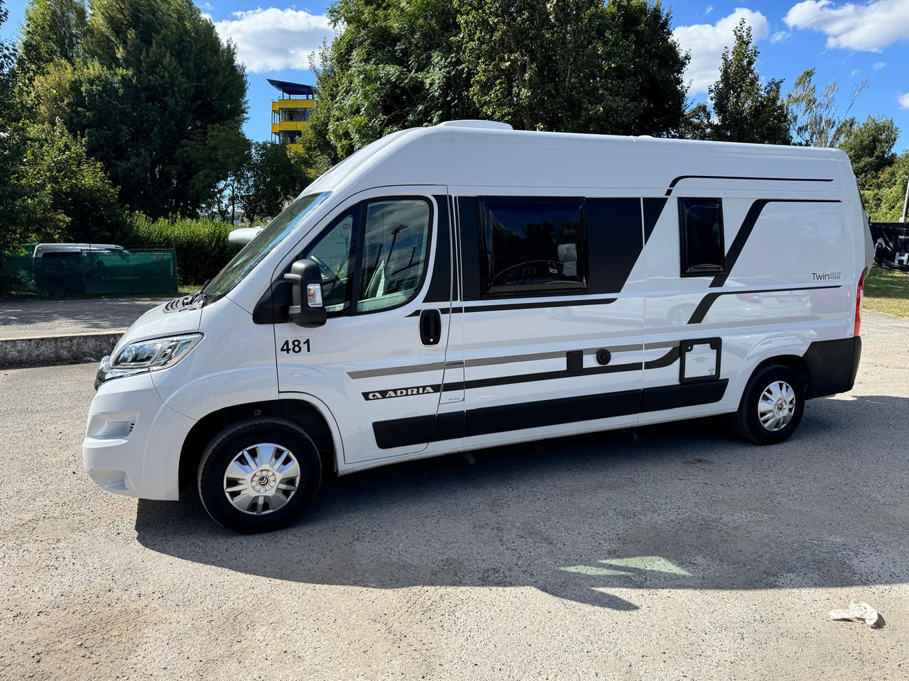 ADRIA Twin 600 SP - Campervan: picture 3 ADRIA Twin 600 SP - Campervan: picture 3