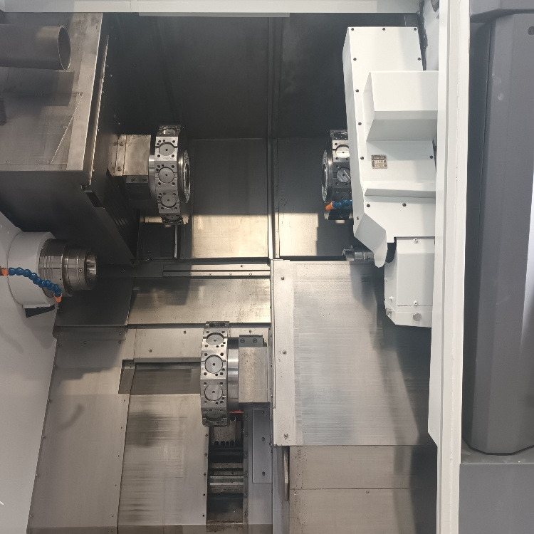 Tornio Cnc a tre torrette Nakamura NTY3-250 - Metal lathe: picture 2 Tornio Cnc a tre torrette Nakamura NTY3-250 - Metal lathe: picture 2
