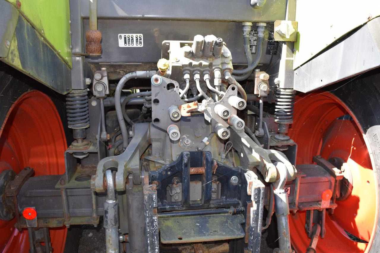 CLAAS Ares 617 ATZ - Farm tractor: picture 4 CLAAS Ares 617 ATZ - Farm tractor: picture 4