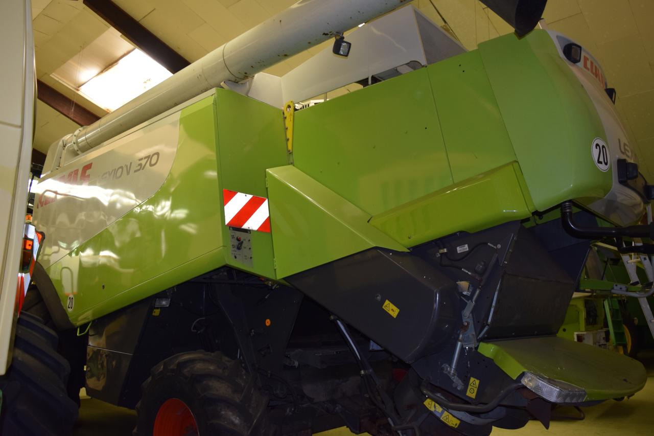 CLAAS Lexion 570 - Combine harvester: picture 4 CLAAS Lexion 570 - Combine harvester: picture 4