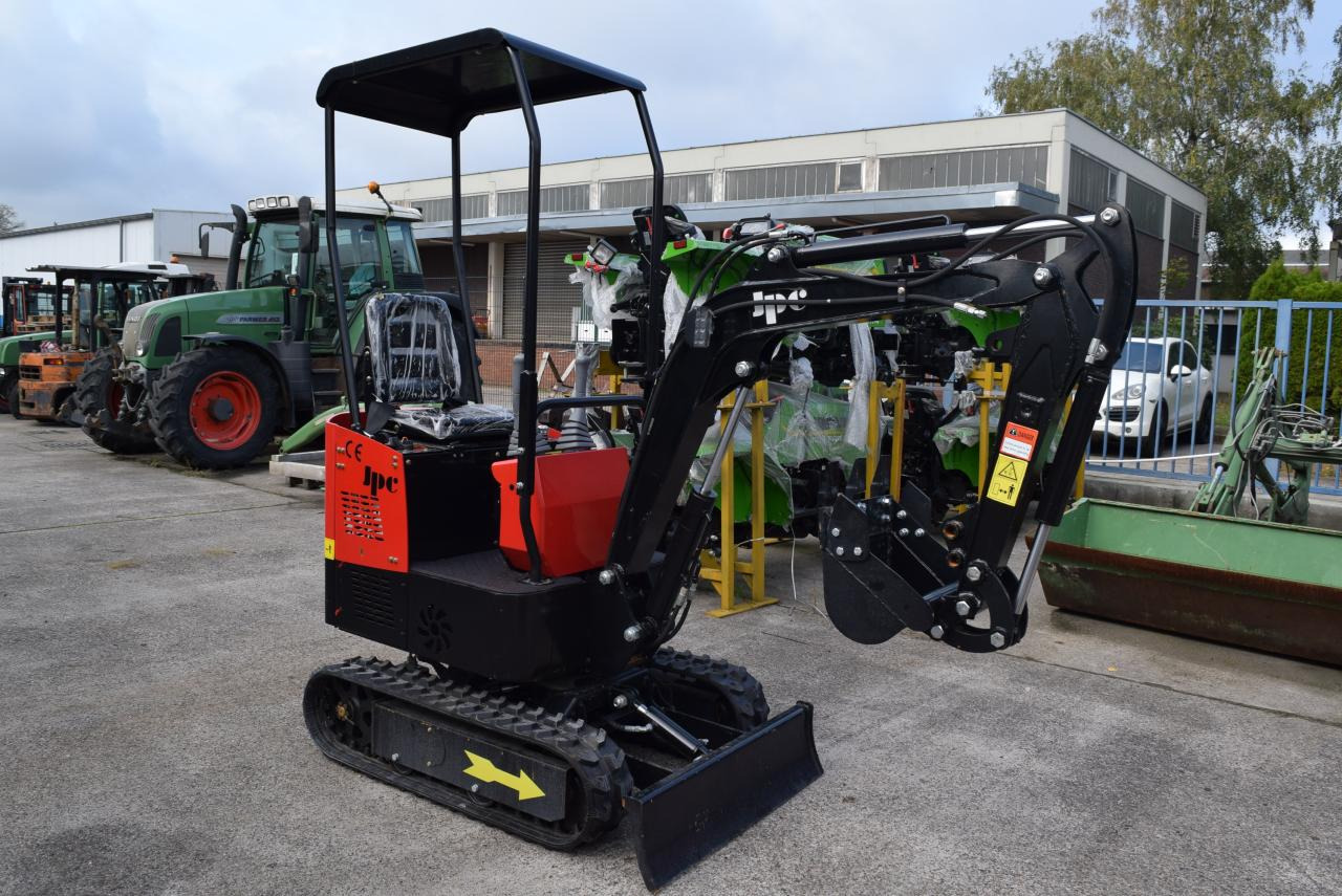 / JPC HT12 - Mini excavator: picture 2 / JPC HT12 - Mini excavator: picture 2