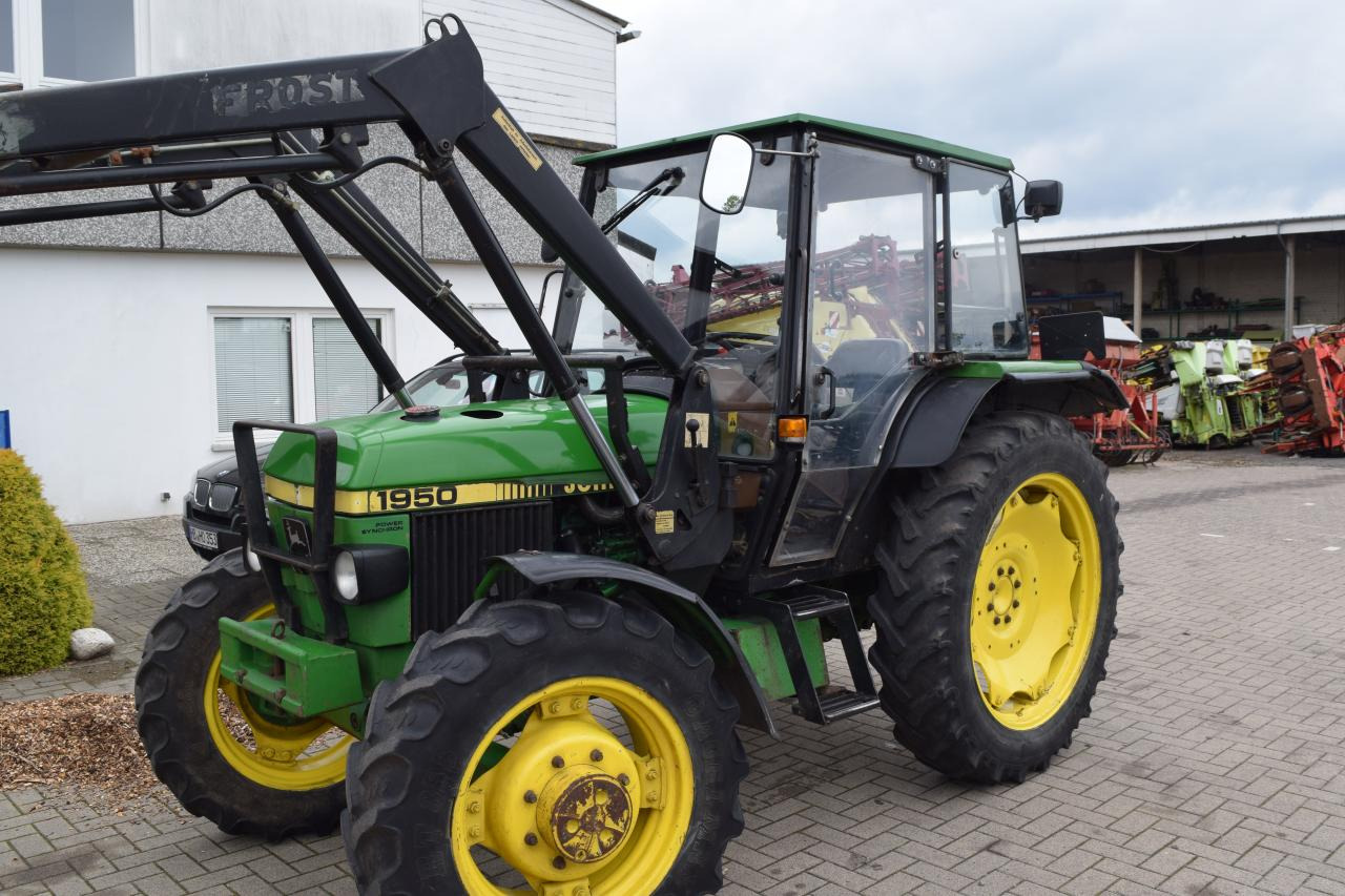 John Deere 1950 - Farm tractor: picture 1 John Deere 1950 - Farm tractor: picture 1