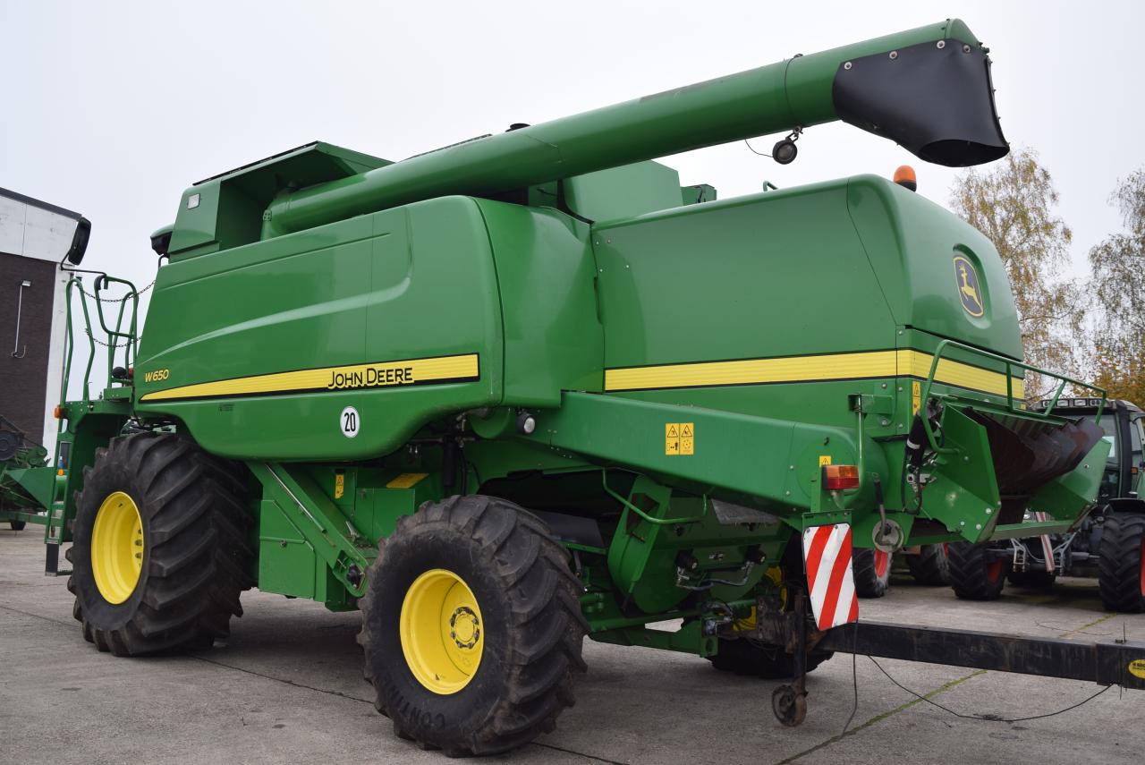 John Deere W 650 - Combine harvester: picture 5 John Deere W 650 - Combine harvester: picture 5