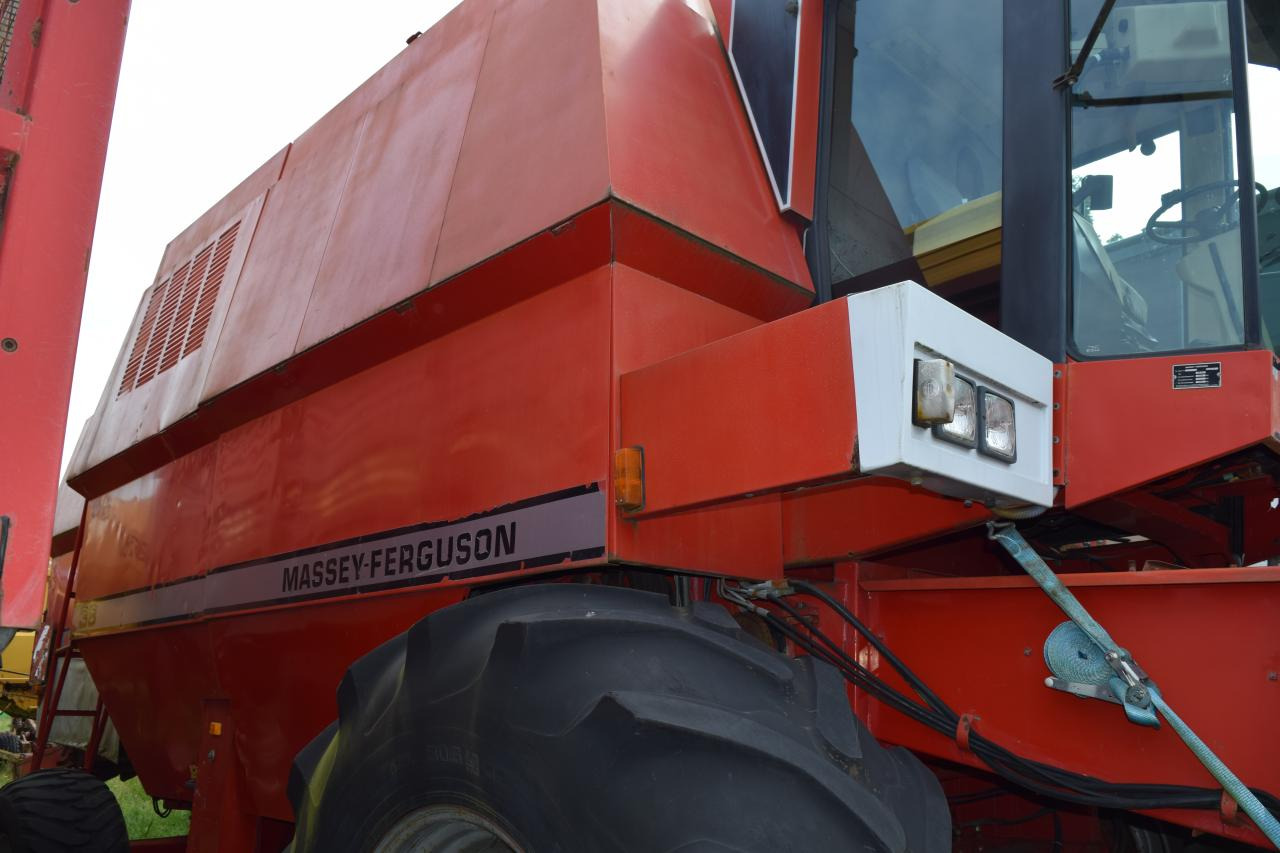 Massey Ferguson MF 38 - Combine harvester: picture 3 Massey Ferguson MF 38 - Combine harvester: picture 3
