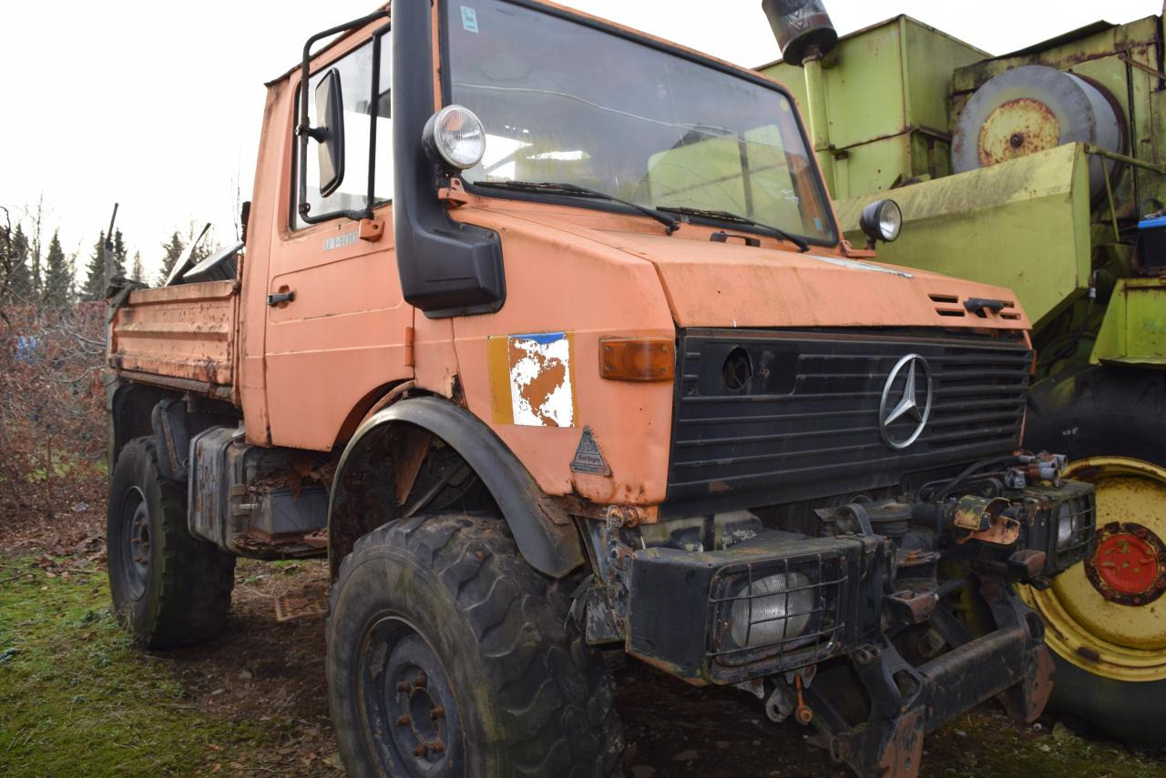 Mercedes-Benz Unimog U1200 - Farm tractor: picture 1 Mercedes-Benz Unimog U1200 - Farm tractor: picture 1