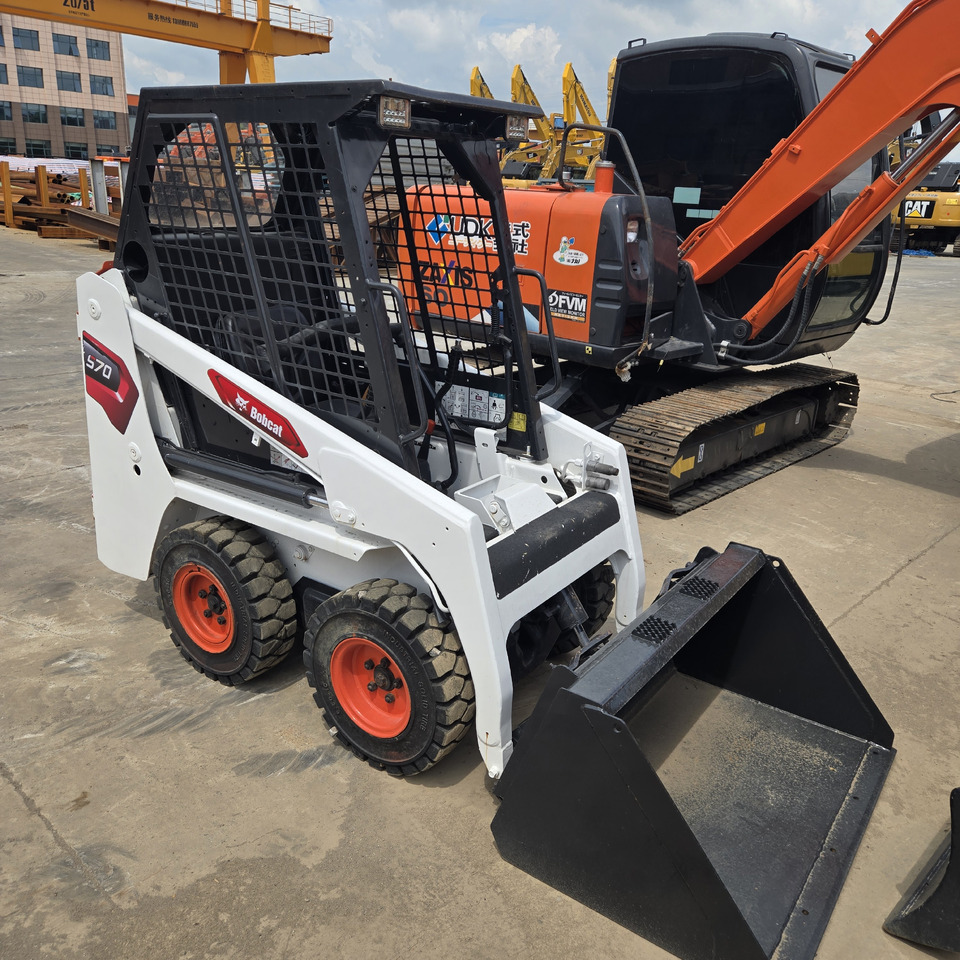 BOBCAT S70 - Skid steer loader: picture 3 BOBCAT S70 - Skid steer loader: picture 3