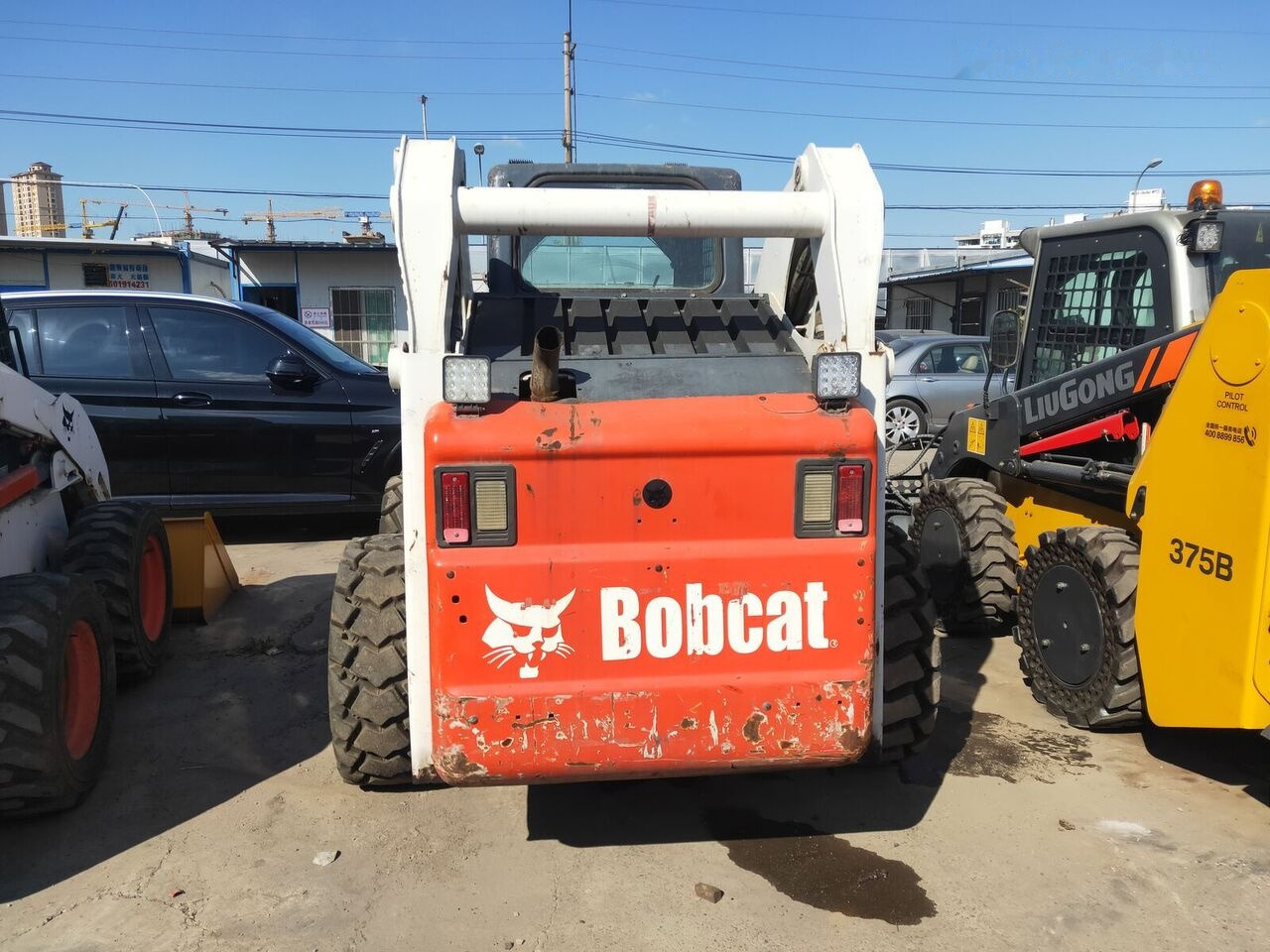Bobcat S300 - Skid steer loader: picture 2 Bobcat S300 - Skid steer loader: picture 2