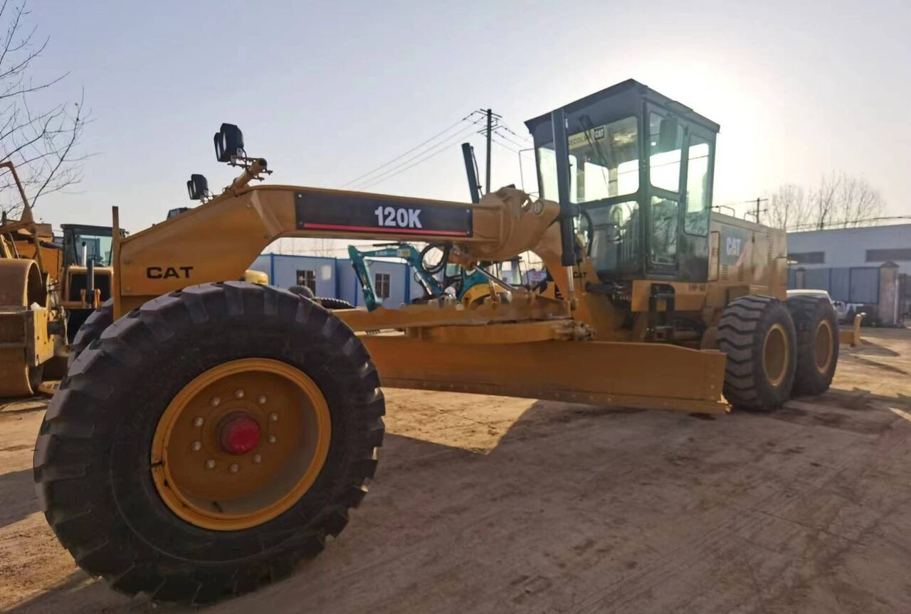 Caterpillar 120K - Grader: picture 3 Caterpillar 120K - Grader: picture 3