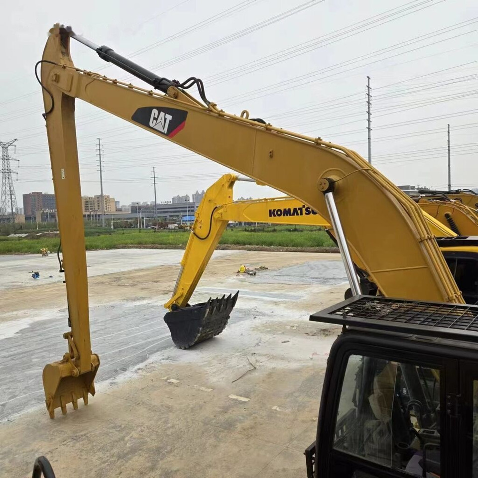 Caterpillar 330D With Long Reach Arm - Crawler excavator: picture 3 Caterpillar 330D With Long Reach Arm - Crawler excavator: picture 3