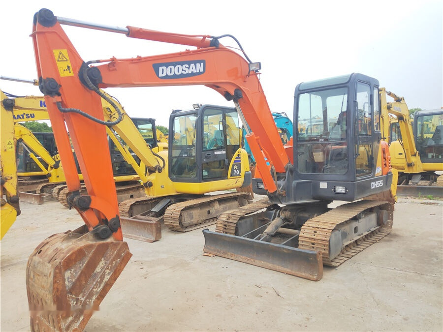 Doosan DH55-V - Mini excavator: picture 1 Doosan DH55-V - Mini excavator: picture 1