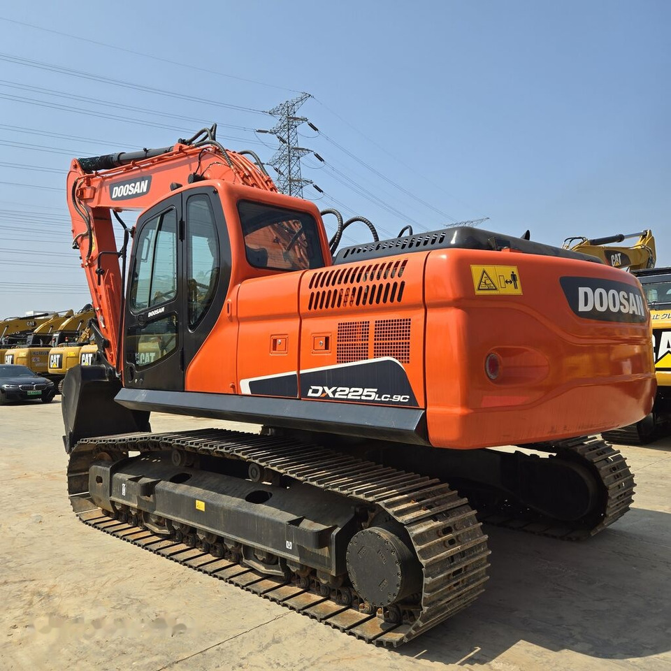 Doosan DX225 - Crawler excavator: picture 5 Doosan DX225 - Crawler excavator: picture 5