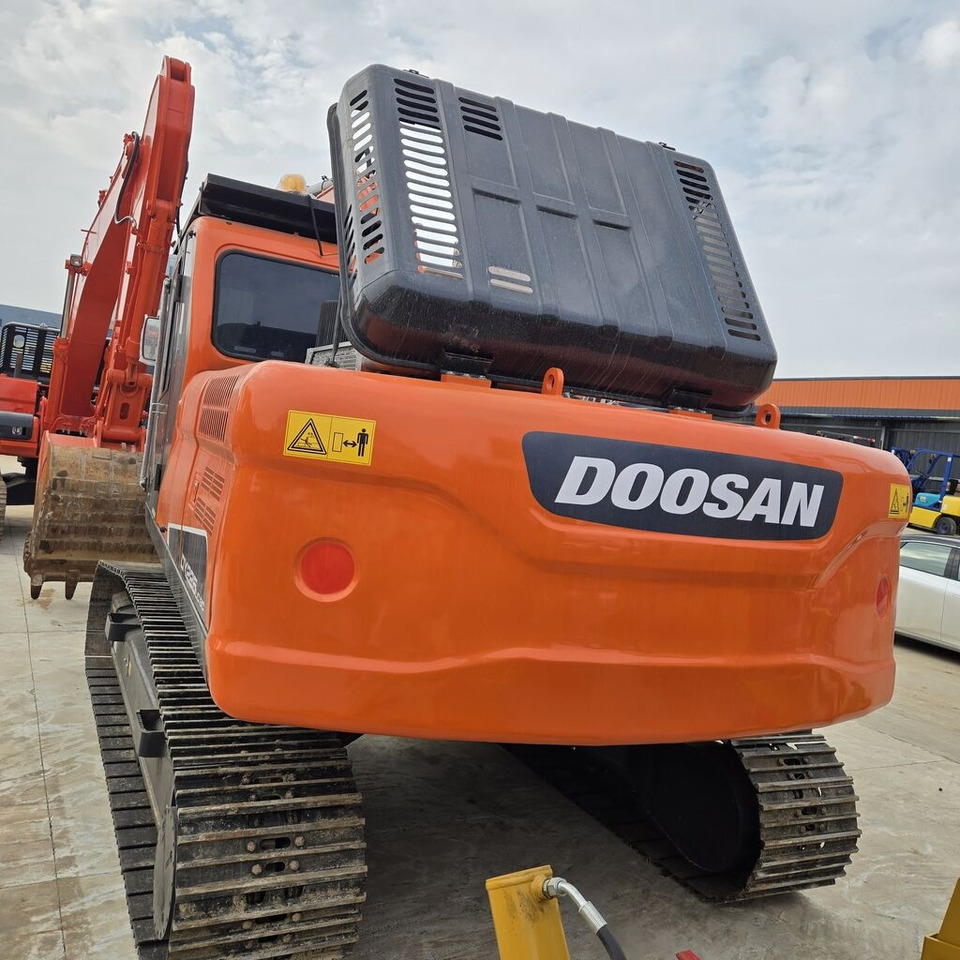 Doosan DX225LC - Crawler excavator: picture 2 Doosan DX225LC - Crawler excavator: picture 2