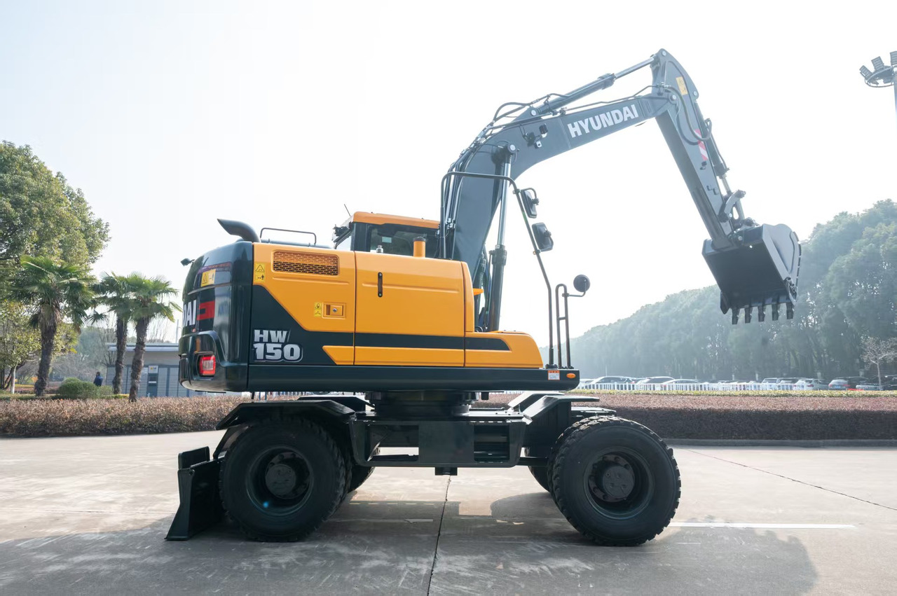New Wheel excavator HYUNDAI HW150: picture 8