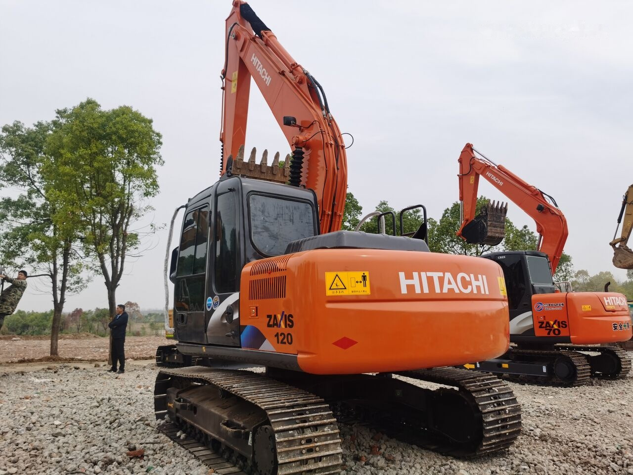 Hitachi ZX120 - Crawler excavator: picture 1 Hitachi ZX120 - Crawler excavator: picture 1