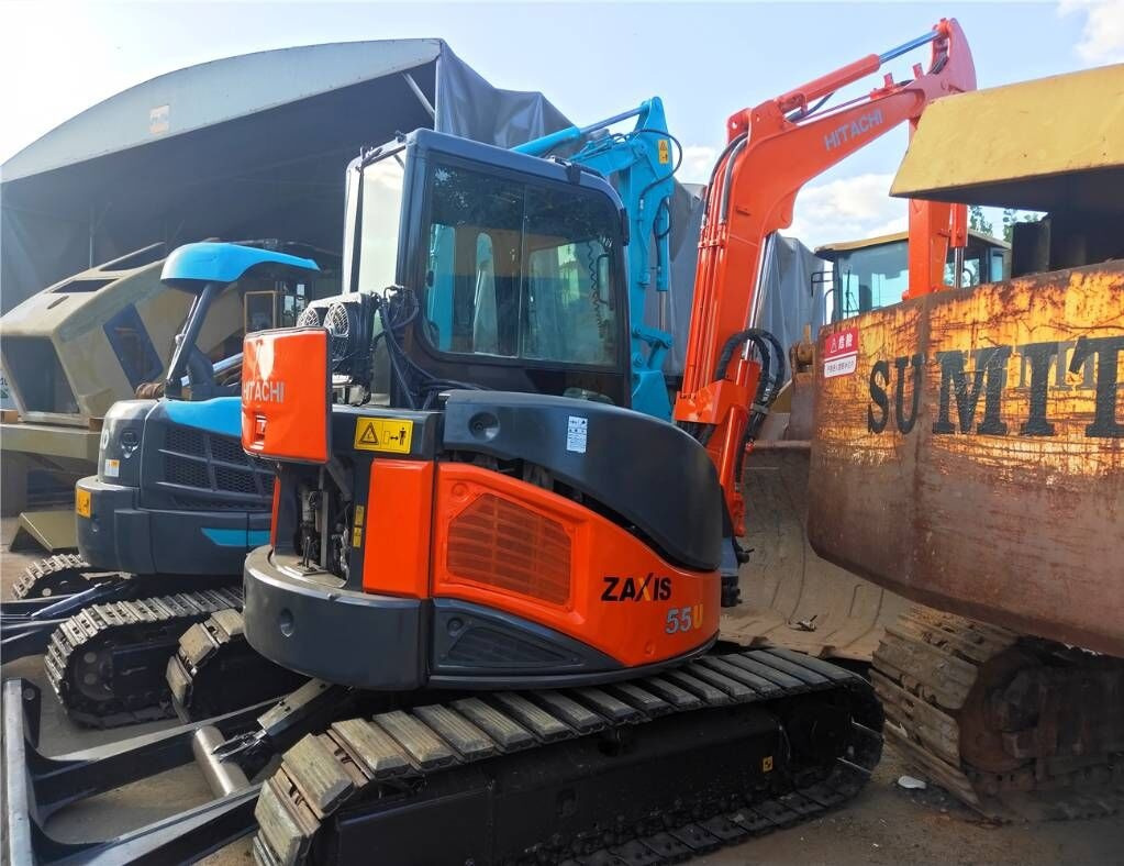 Hitachi ZX55UR - Mini excavator: picture 1 Hitachi ZX55UR - Mini excavator: picture 1