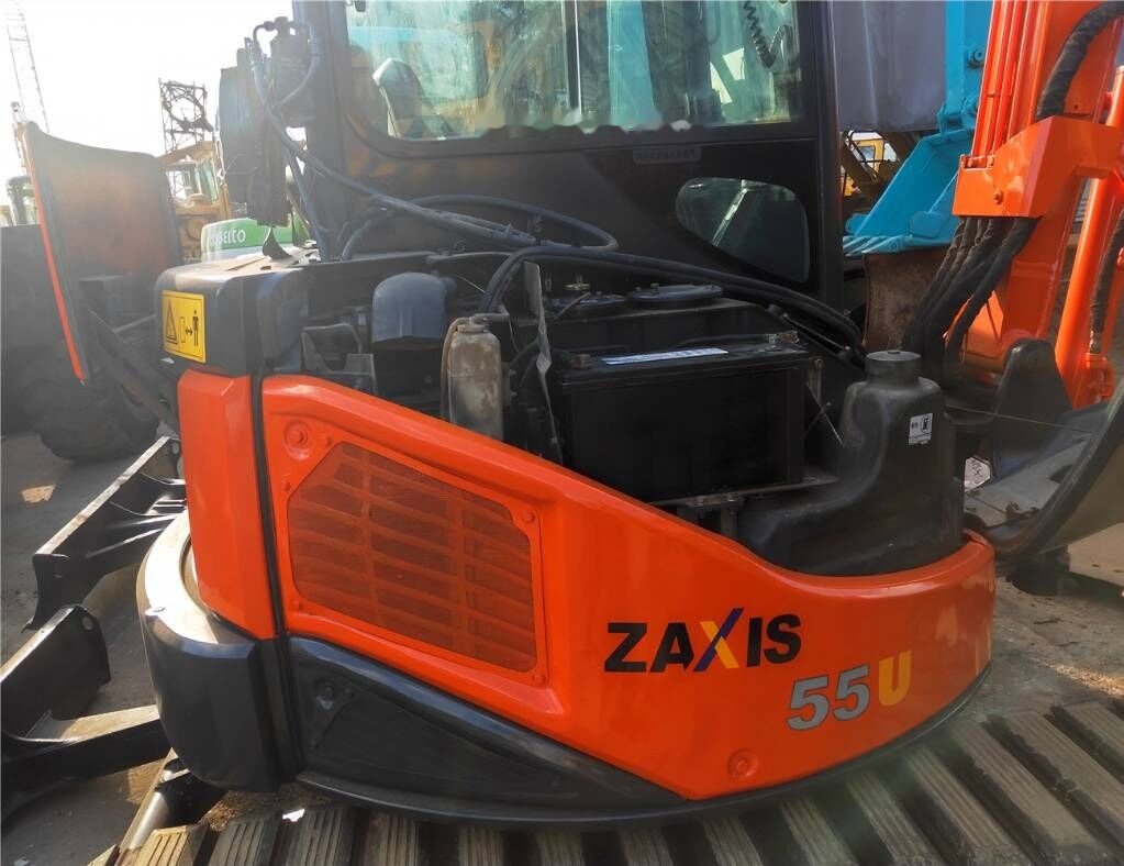 Hitachi ZX55UR - Mini excavator: picture 2 Hitachi ZX55UR - Mini excavator: picture 2