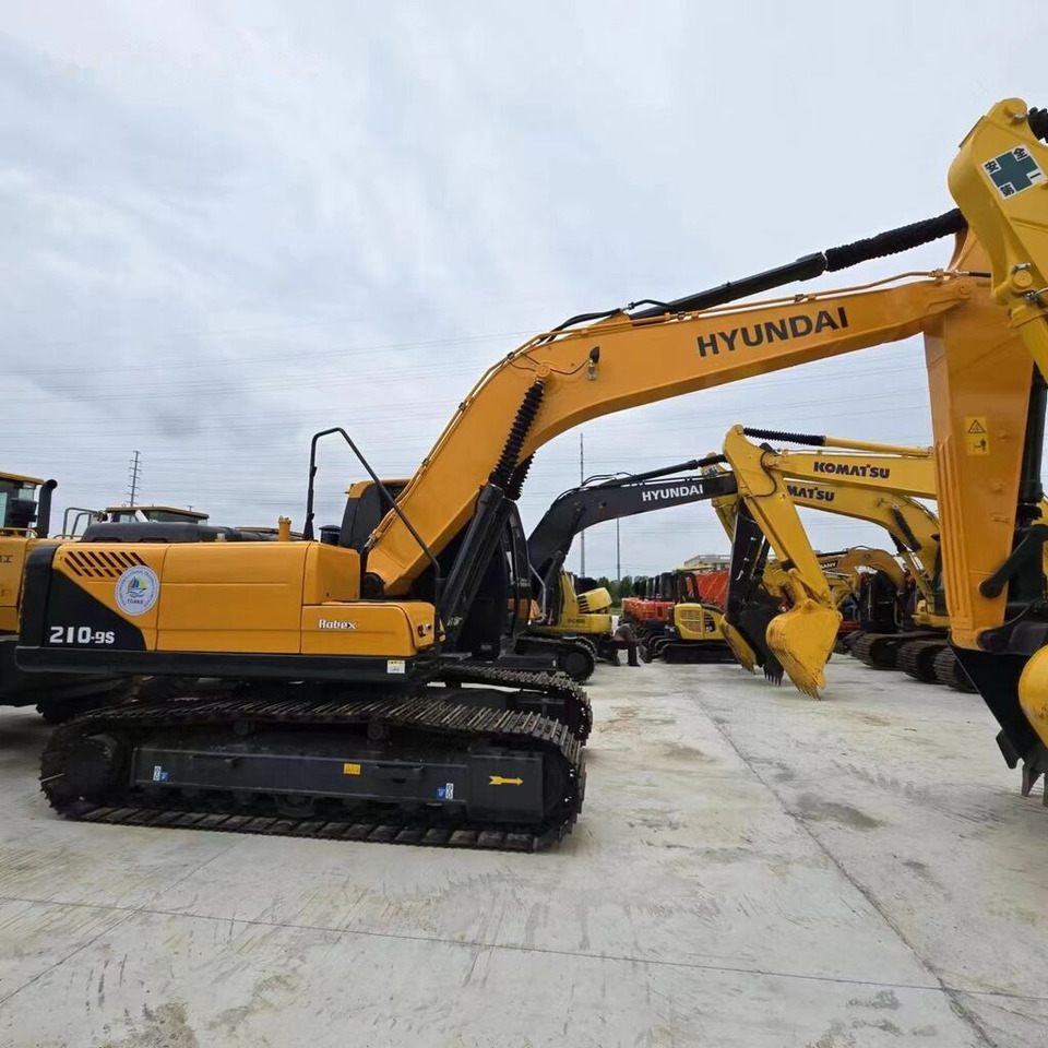 Hyundai R210-9S - Crawler excavator: picture 3 Hyundai R210-9S - Crawler excavator: picture 3