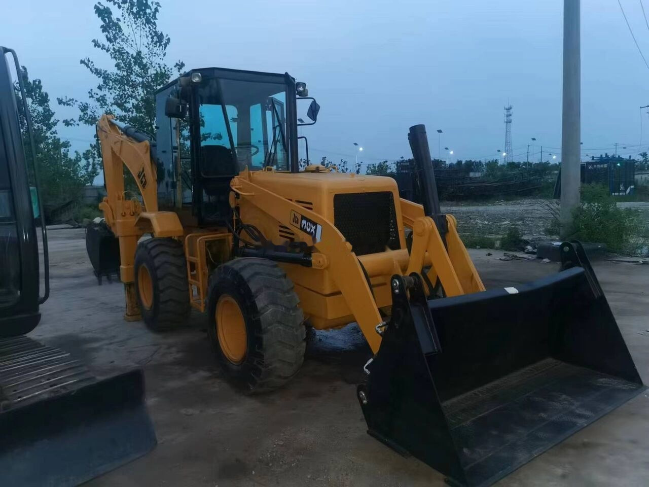 JCB 3CX - Backhoe loader: picture 1 JCB 3CX - Backhoe loader: picture 1
