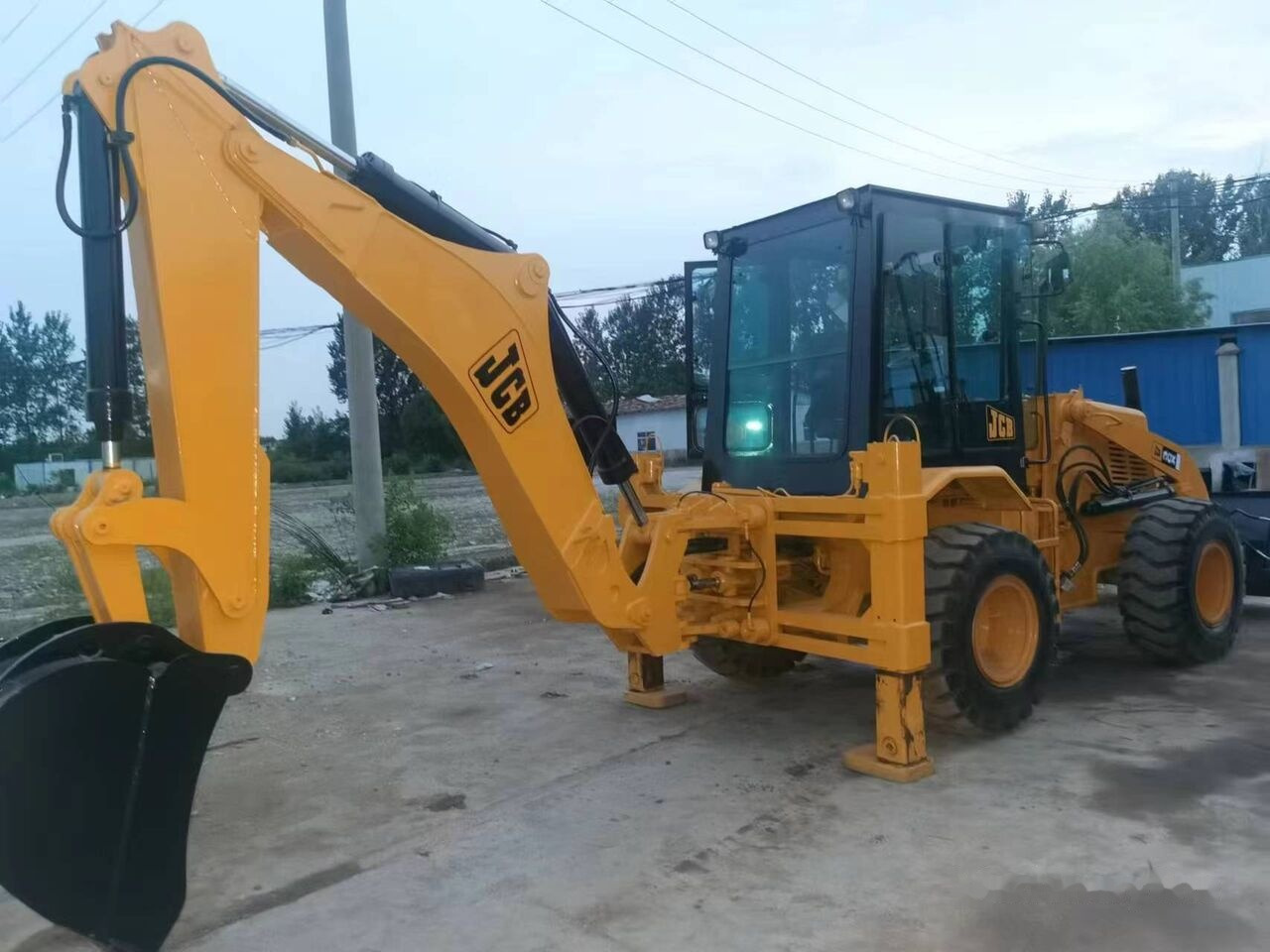 JCB 3CX - Backhoe loader: picture 2 JCB 3CX - Backhoe loader: picture 2
