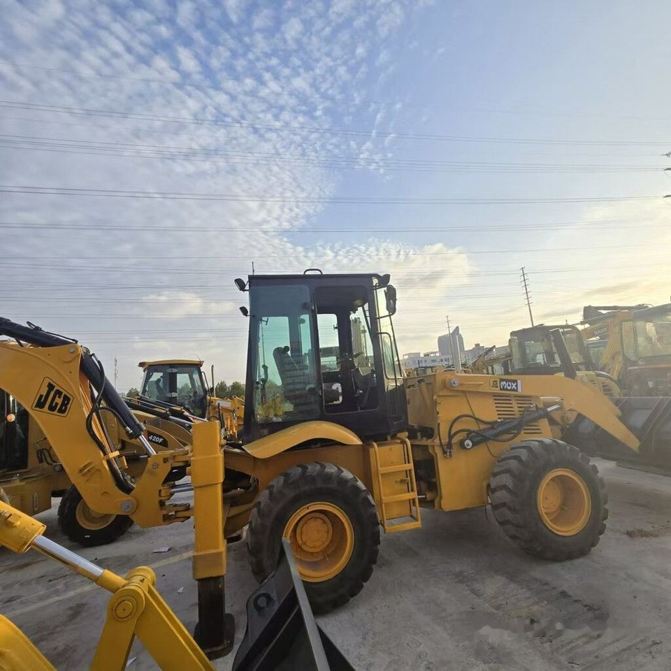 JCB 3CX - Backhoe loader: picture 1 JCB 3CX - Backhoe loader: picture 1