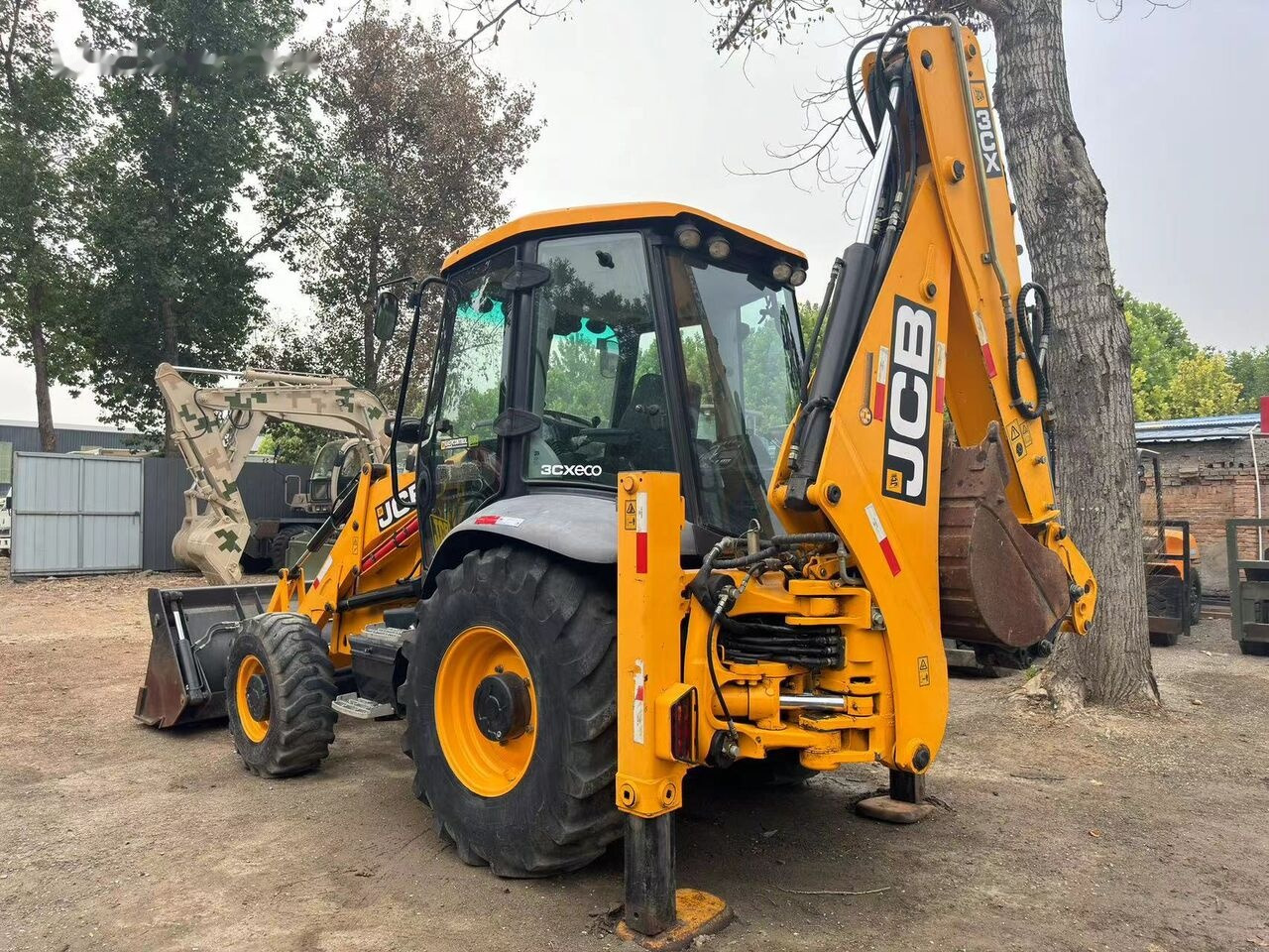 Leasing of JCB 3CX Telescopic Arm Plus Four in One Bucket JCB 3CX Telescopic Arm Plus Four in One Bucket: picture 8
