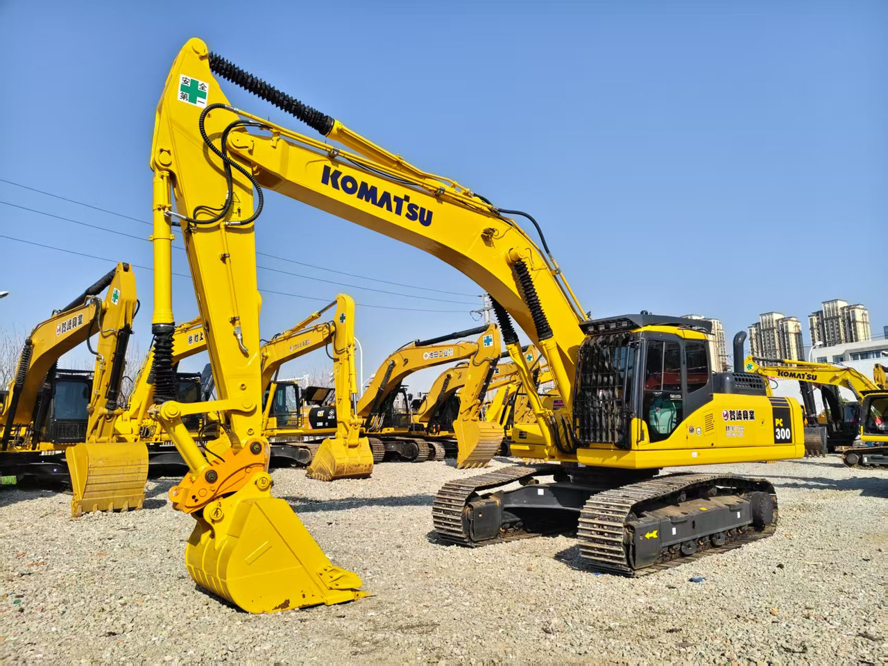 KOMATSU PC300-7 - Crawler excavator: picture 3 KOMATSU PC300-7 - Crawler excavator: picture 3