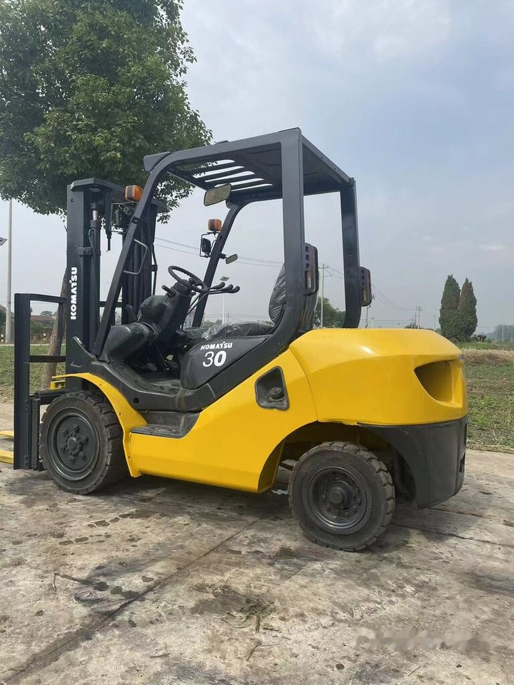 Diesel forklift Komatsu FD30: picture 7 Diesel forklift Komatsu FD30: picture 7