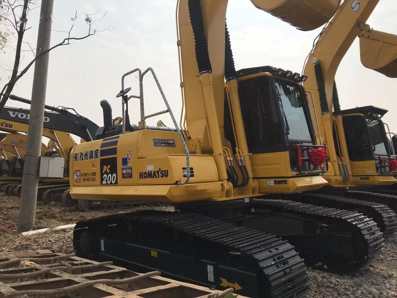 Komatsu PC200-8 - Crawler excavator: picture 5 Komatsu PC200-8 - Crawler excavator: picture 5