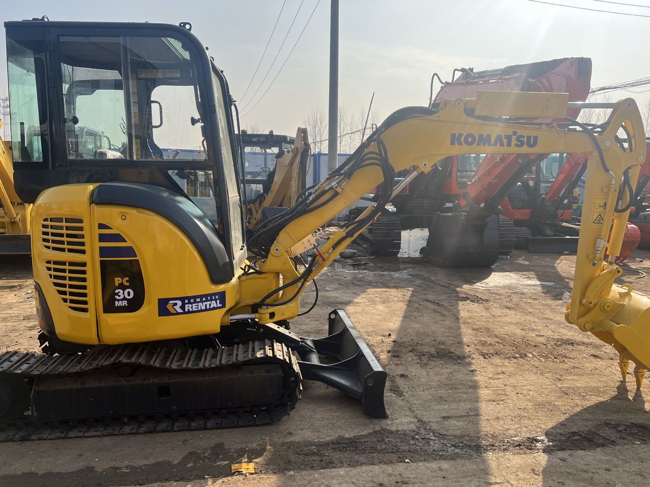 Komatsu PC30MR - Mini excavator: picture 2 Komatsu PC30MR - Mini excavator: picture 2