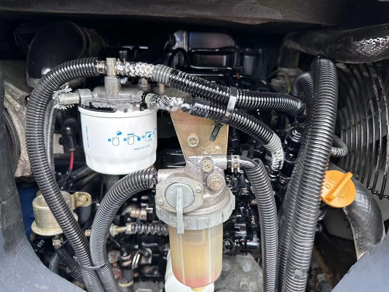 Mini excavator Komatsu PC35: picture 6