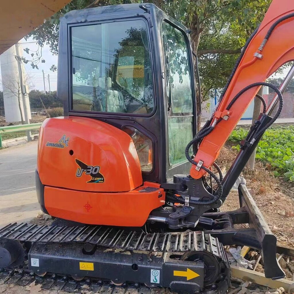 Kubota U30 - Mini excavator: picture 1 Kubota U30 - Mini excavator: picture 1