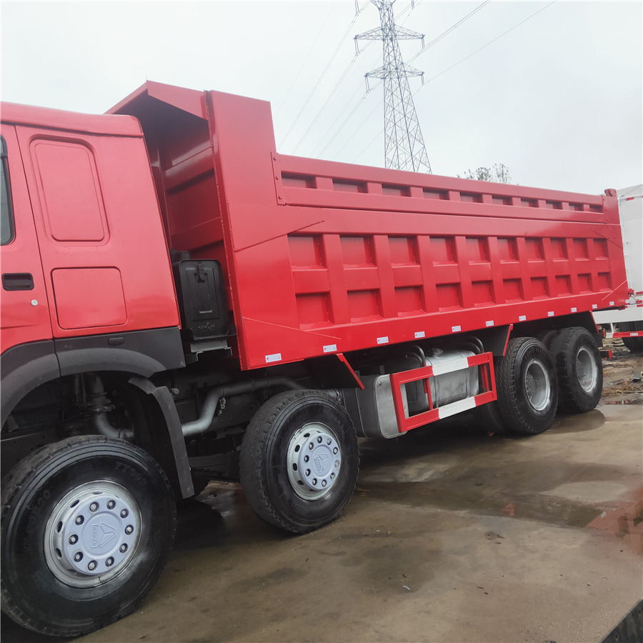SINOTRUK HOWO - Tipper: picture 3 SINOTRUK HOWO - Tipper: picture 3