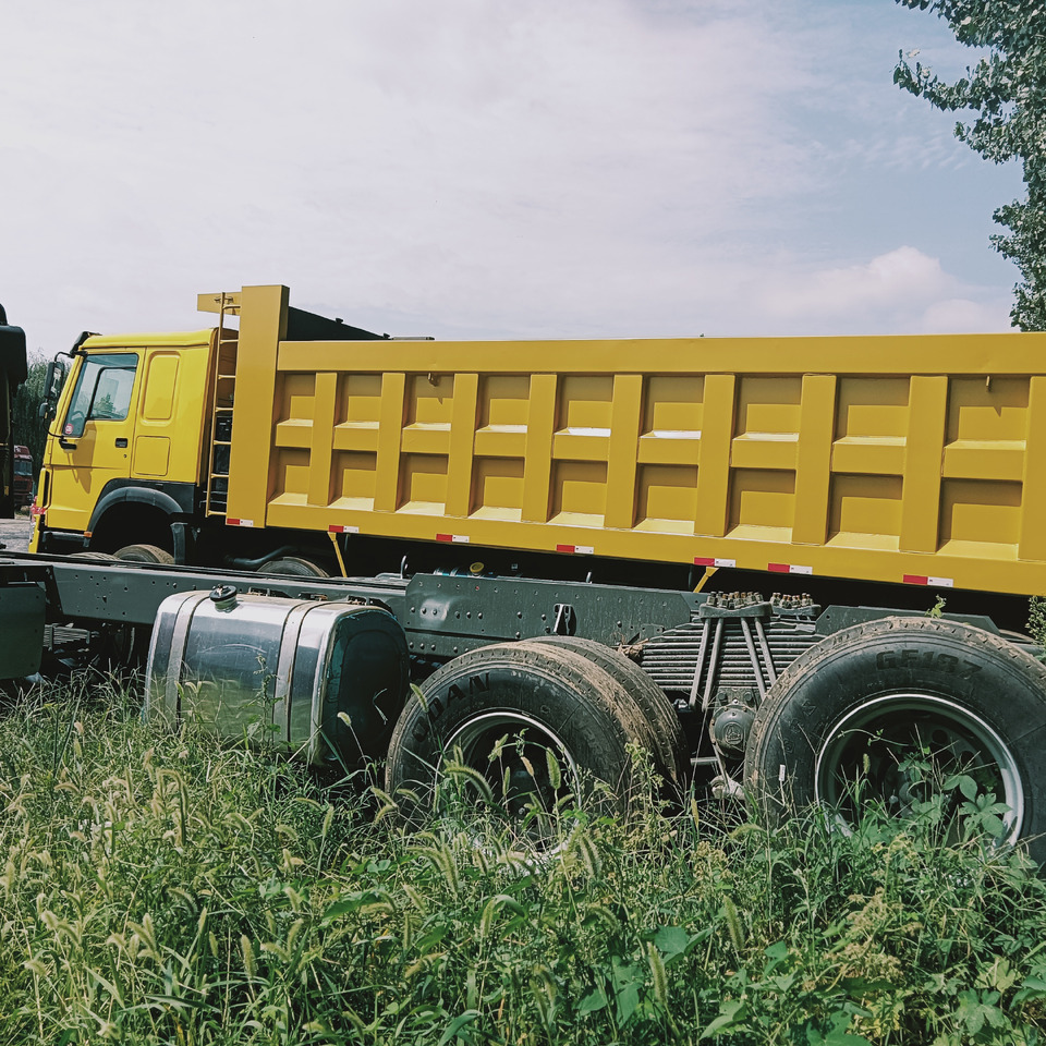 SINOTRUK HOWO - Tipper: picture 5 SINOTRUK HOWO - Tipper: picture 5