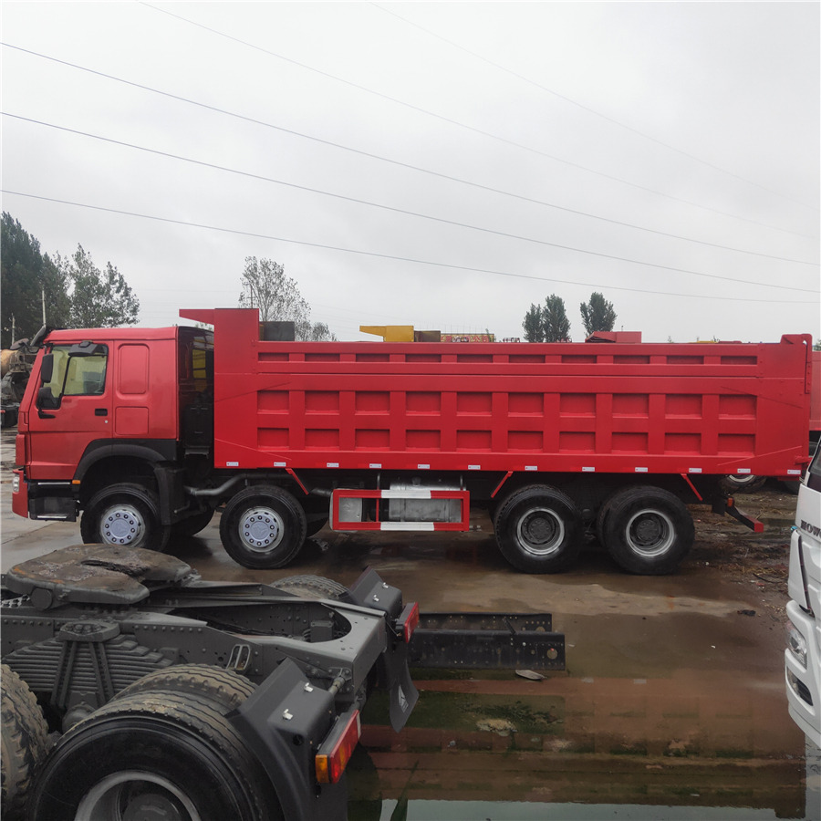 SINOTRUK HOWO - Tipper: picture 1 SINOTRUK HOWO - Tipper: picture 1