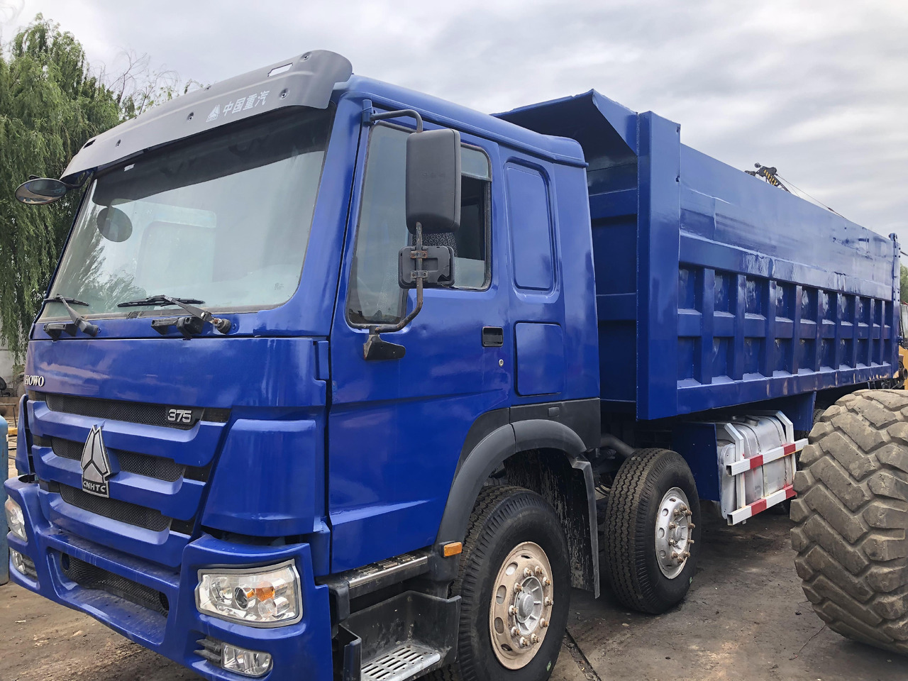 SINOTRUK HOWO - Tipper: picture 3 SINOTRUK HOWO - Tipper: picture 3