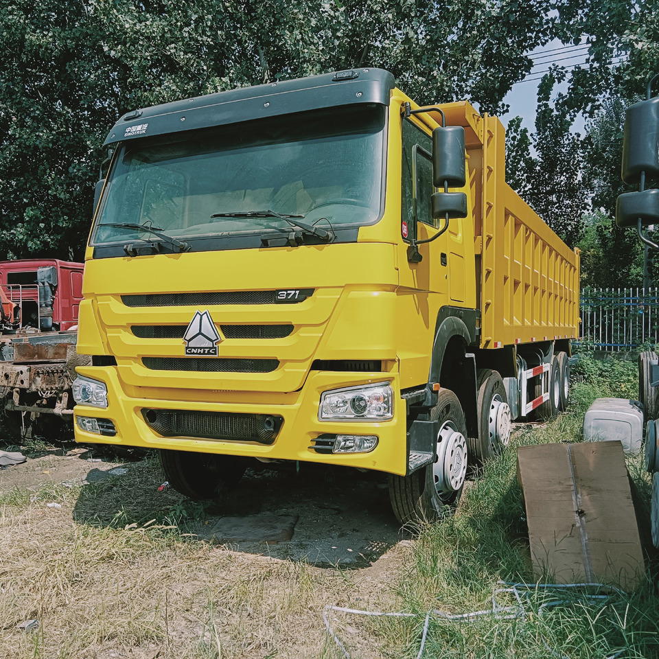 SINOTRUK HOWO - Tipper: picture 4 SINOTRUK HOWO - Tipper: picture 4