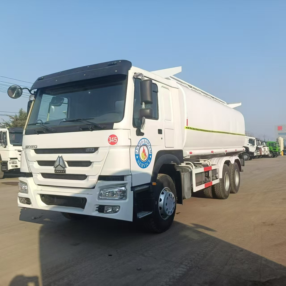 Tanker truck SINOTRUK HOWO: picture 7