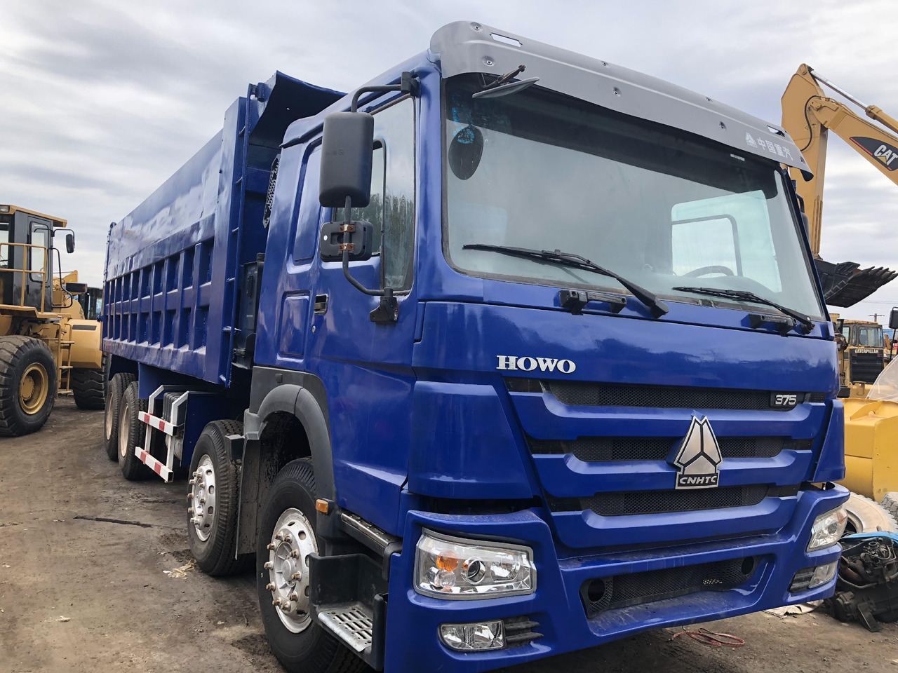 SINOTRUK HOWO - Tipper: picture 2 SINOTRUK HOWO - Tipper: picture 2