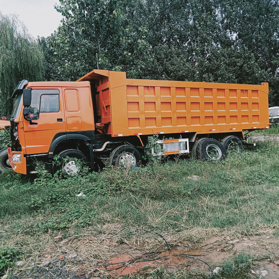 SINOTRUK HOWO - Tipper: picture 4 SINOTRUK HOWO - Tipper: picture 4