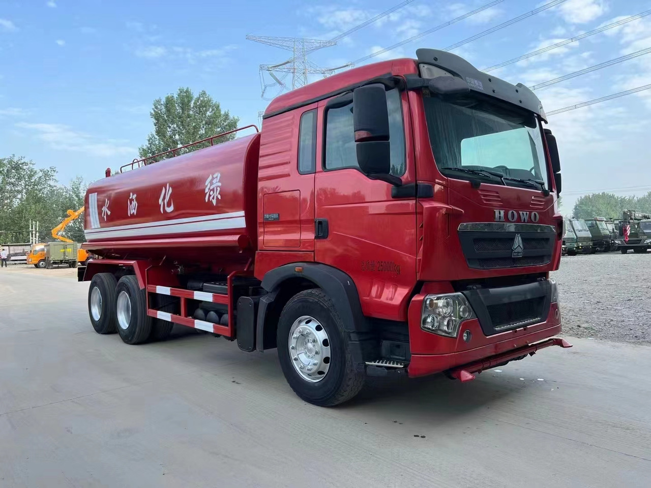 SINOTRUK HOWO sprinkler - Tanker truck: picture 4 SINOTRUK HOWO sprinkler - Tanker truck: picture 4