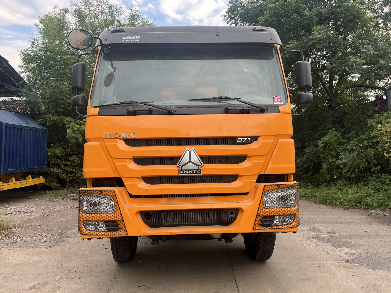 SINOTRUK Howo - Tipper: picture 1 SINOTRUK Howo - Tipper: picture 1
