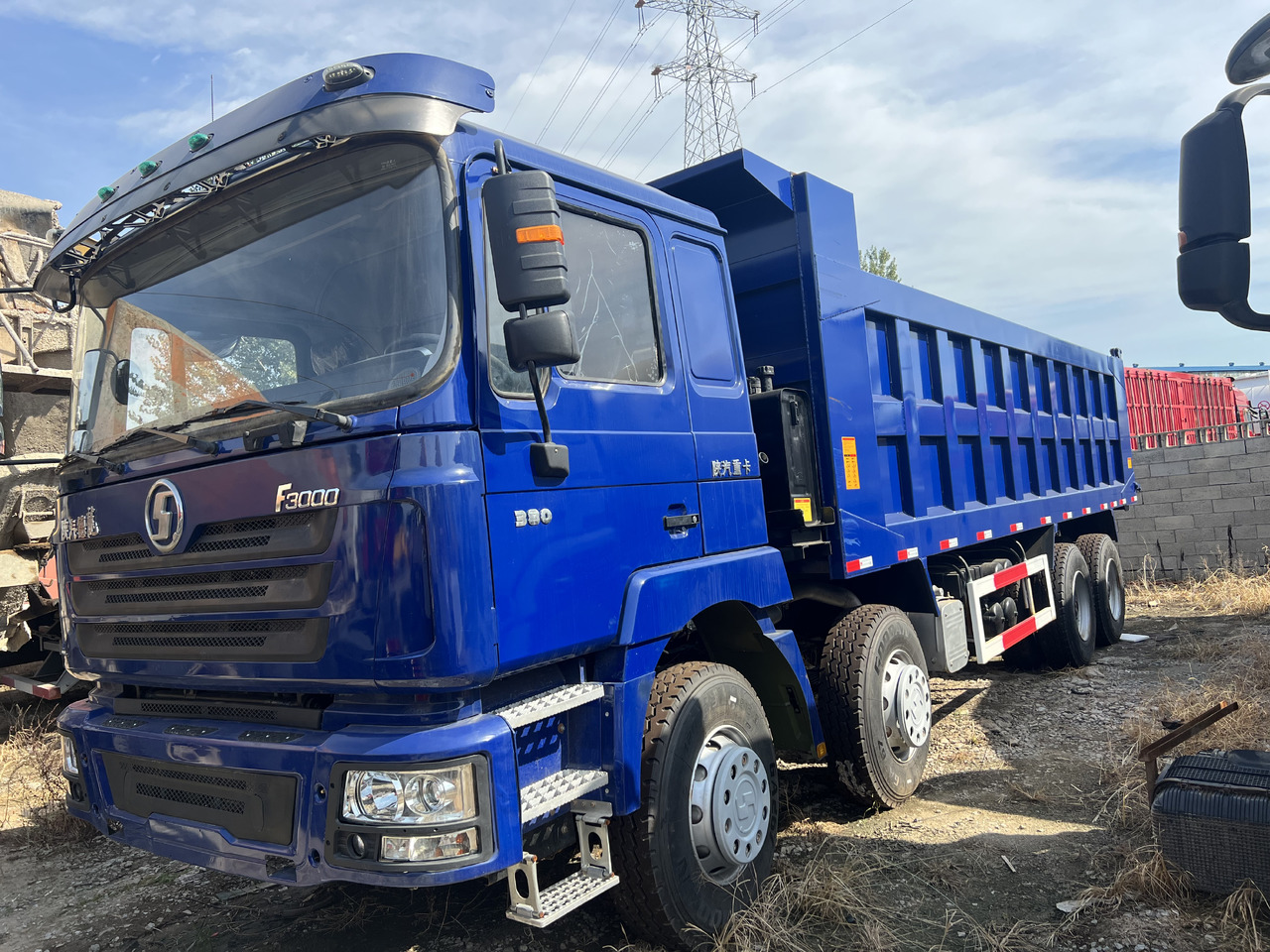 Shacman F3000 8x4 - Tipper: picture 1 Shacman F3000 8x4 - Tipper: picture 1