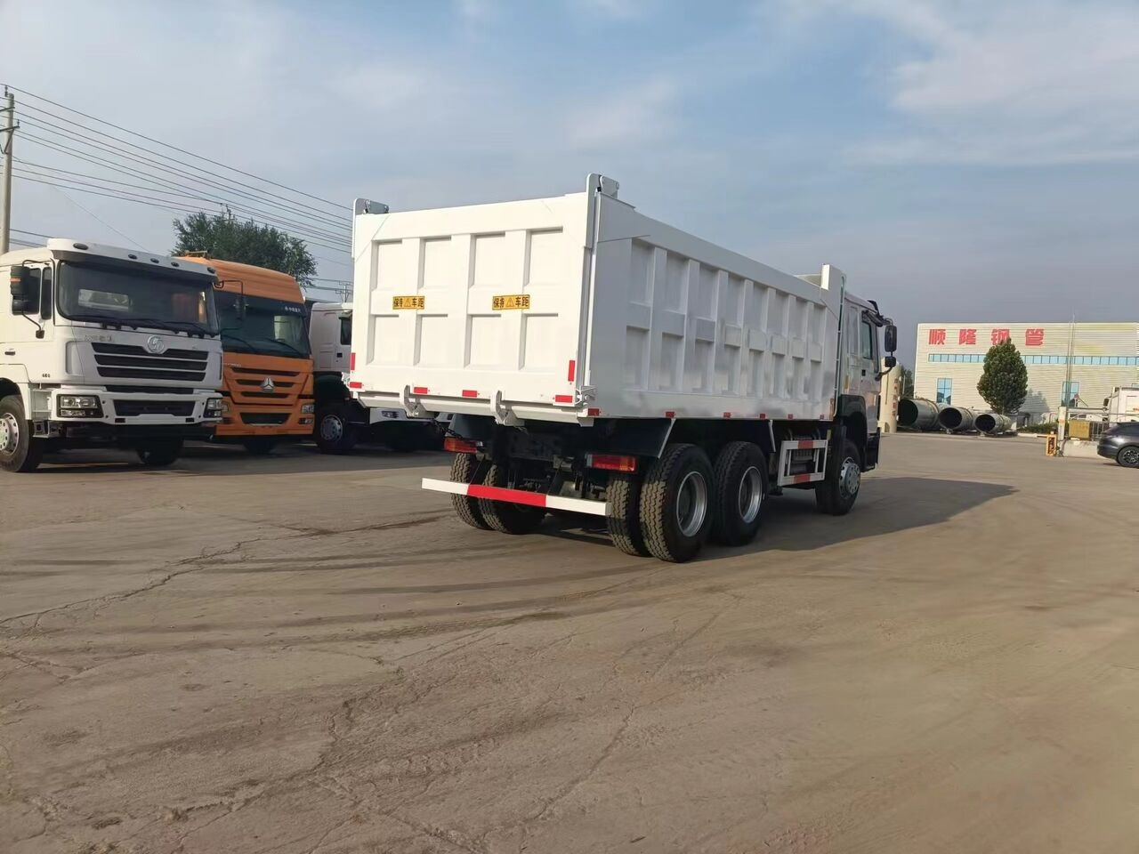 Sinotruk Howo 6*4 - Tipper: picture 2 Sinotruk Howo 6*4 - Tipper: picture 2