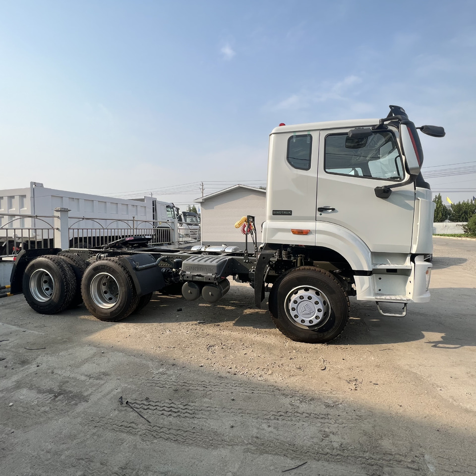 SINOTRUK HOWO - Tractor unit: picture 5 SINOTRUK HOWO - Tractor unit: picture 5