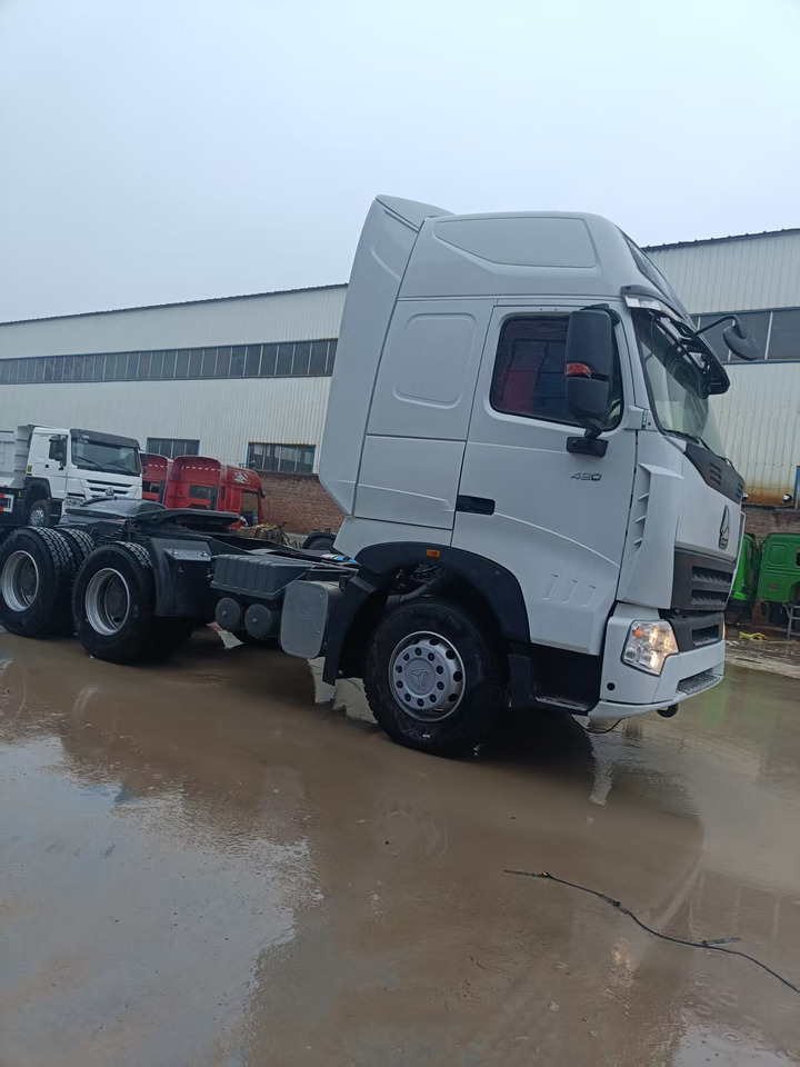 SINOTRUK HOWO - Tractor unit: picture 2 SINOTRUK HOWO - Tractor unit: picture 2