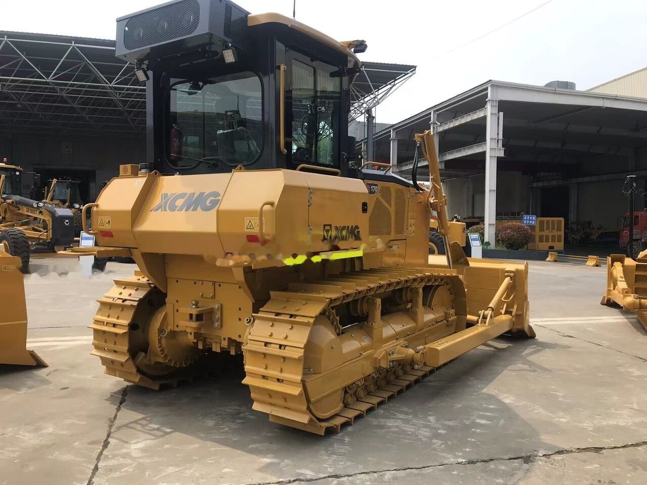 XCMG D170 - Bulldozer: picture 1 XCMG D170 - Bulldozer: picture 1