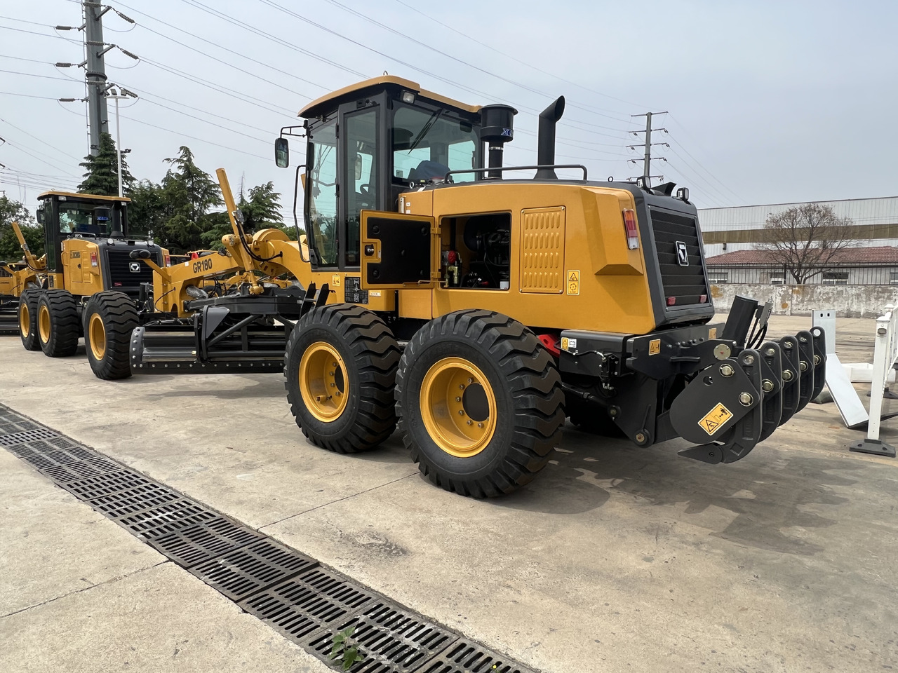 XCMG GR180 - Grader: picture 5 XCMG GR180 - Grader: picture 5